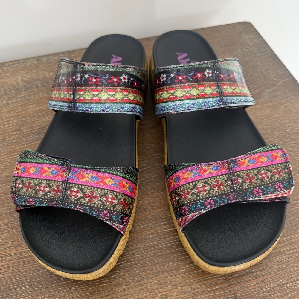 New-Algeria slip on -Len Flower sandals in a 39-8.5 - Picture 2 of 8